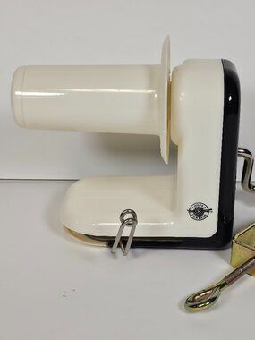 Loops & Threads Manual Yarn Winder